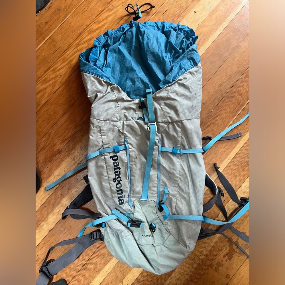 Patagonia Ascensionist 45L